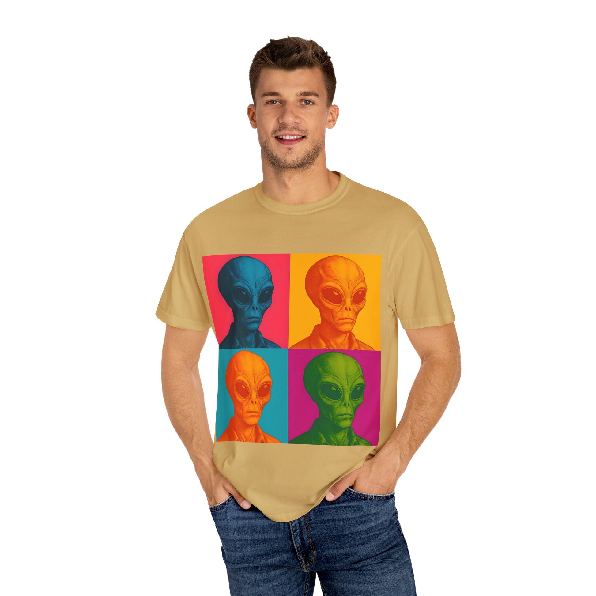 Pop Art Alien T-Shirt | Casual Wear, Gifts for Sci-Fi Fans, Vintage Style, Unisex Graphic Tee, Summer Fashion