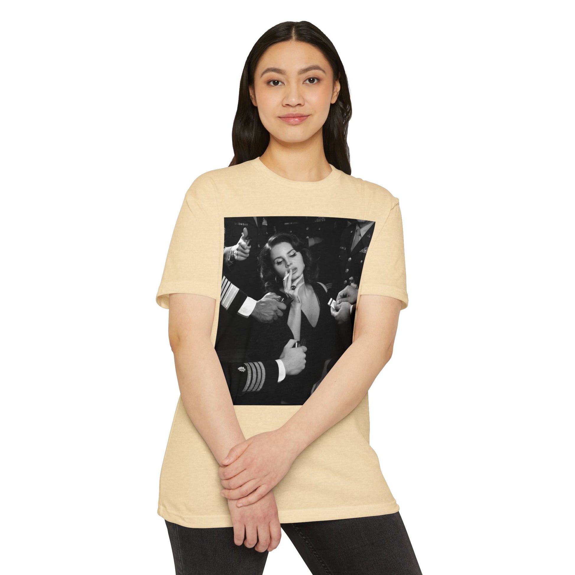 Lana del Rey Graphic Tee, Retro T-Shirt, Casual Everyday Wear, Fashion Statement Top, Gift for Her, Stylish Unisex Shirt