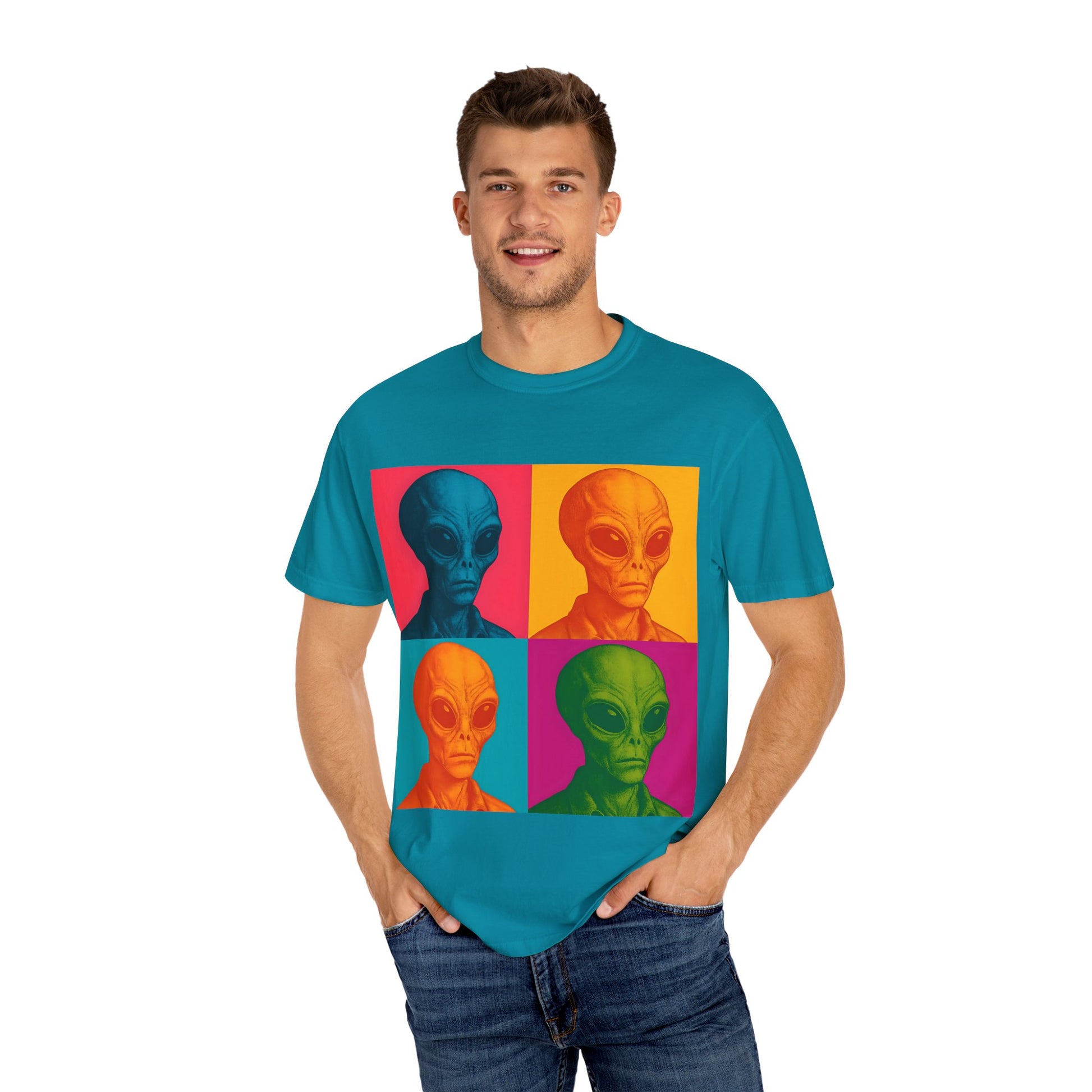 Pop Art Alien T-Shirt | Casual Wear, Gifts for Sci-Fi Fans, Vintage Style, Unisex Graphic Tee, Summer Fashion