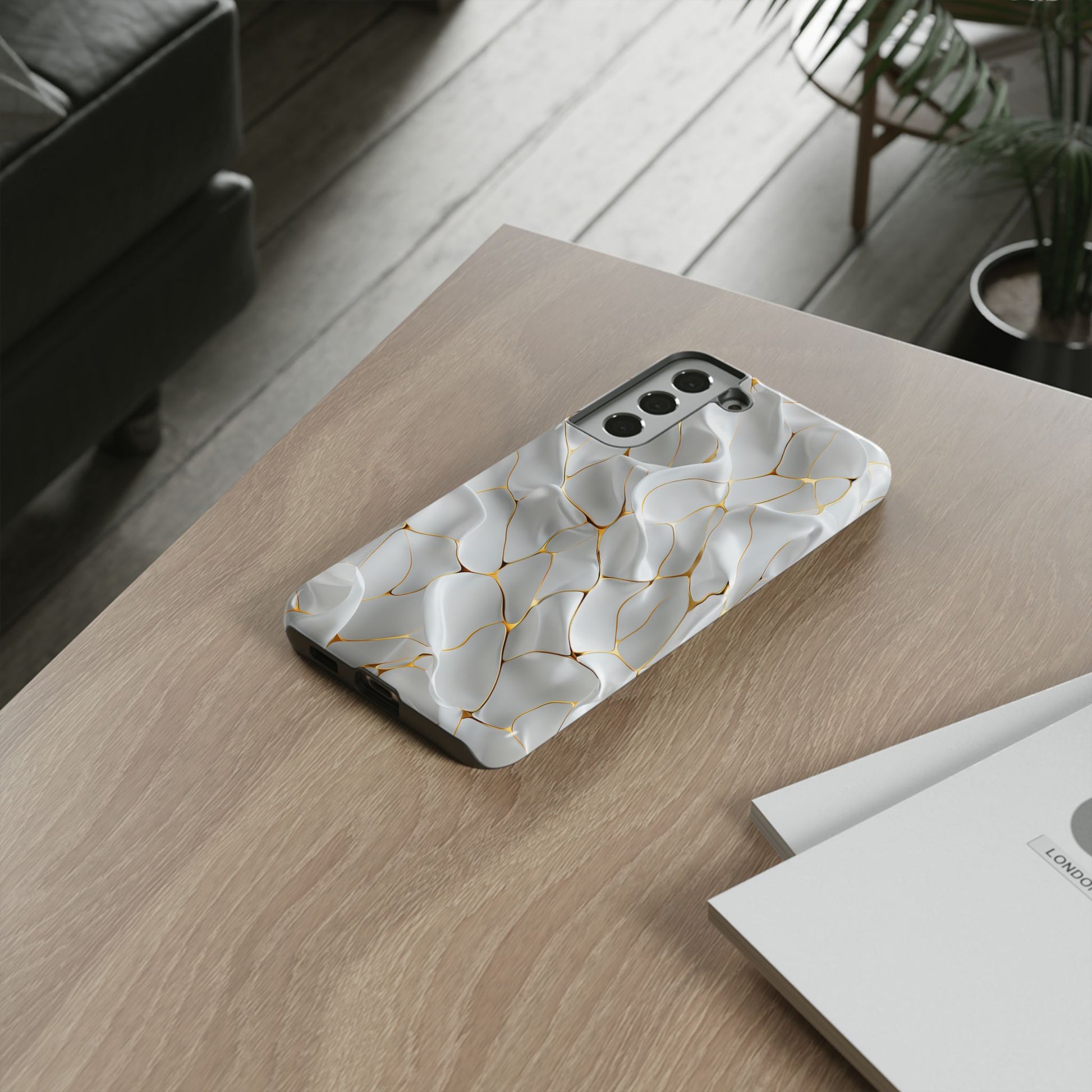Elegant Phone Case with Golden Accents, Protective Mobile Cover, Stylish Tech Accessory, Perfect Gift for Any Occasion