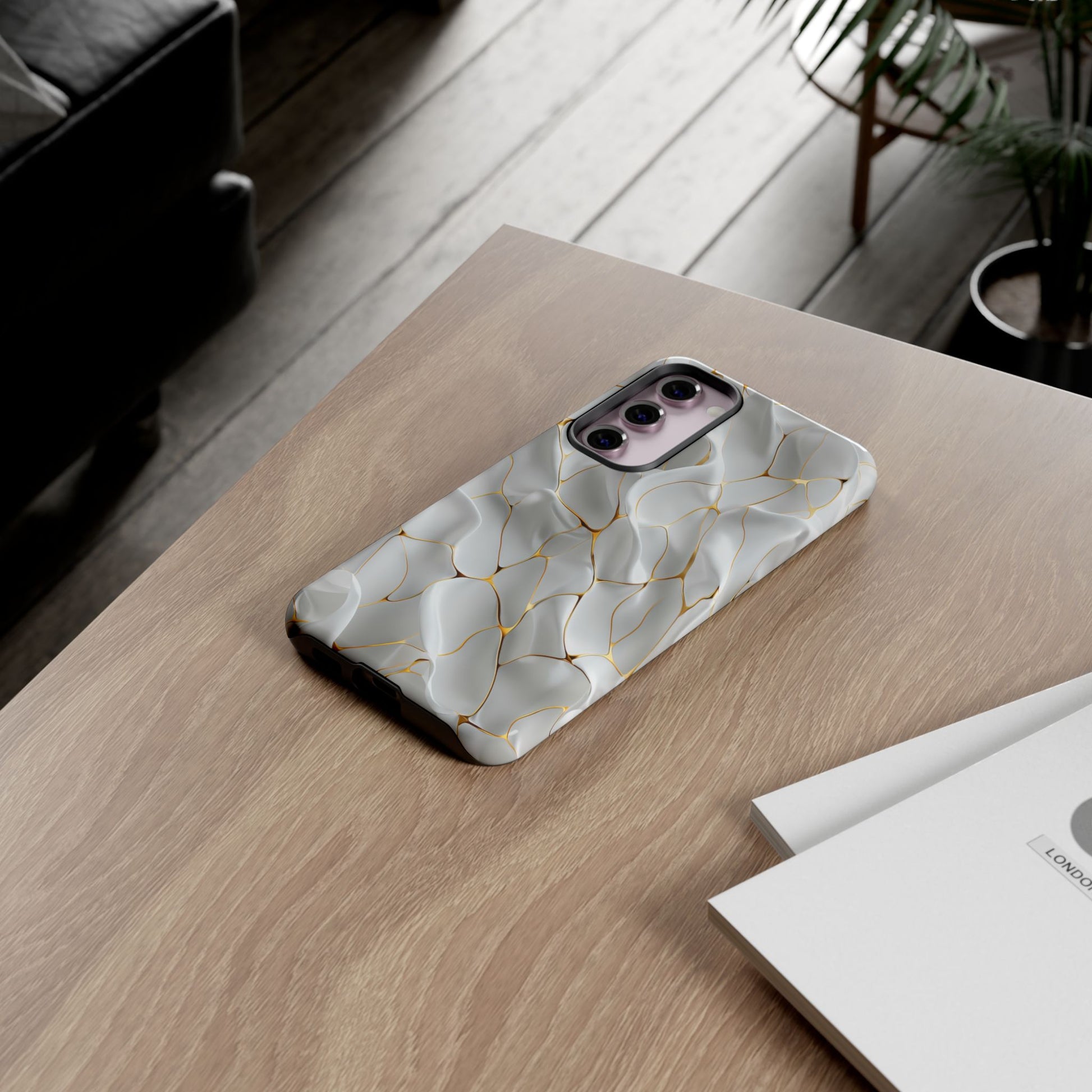 Elegant Phone Case with Golden Accents, Protective Mobile Cover, Stylish Tech Accessory, Perfect Gift for Any Occasion